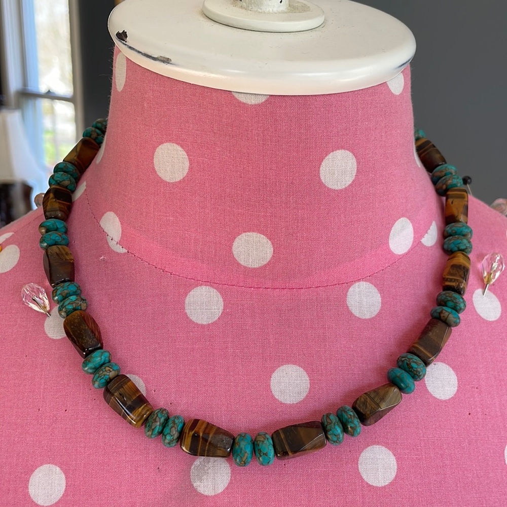 Semi precious tigers eye and turquoise chunky statement piece. Adjustable